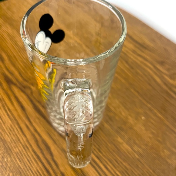 Disney  Minnie Mouse  rootbeer Mug - Picture 3 of 3